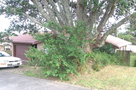 Photo of property in 1/16 Clare Place, Glenfield, Auckland, 0629