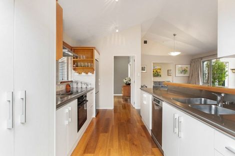 Photo of property in 46 Wai-iti Terrace, Burnside, Christchurch, 8052