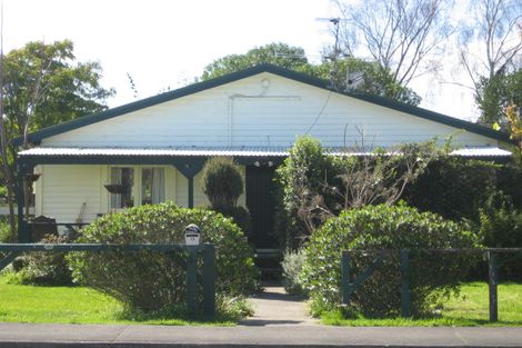 Photo of property in 13 Tawa Street, Edgecumbe, 3120
