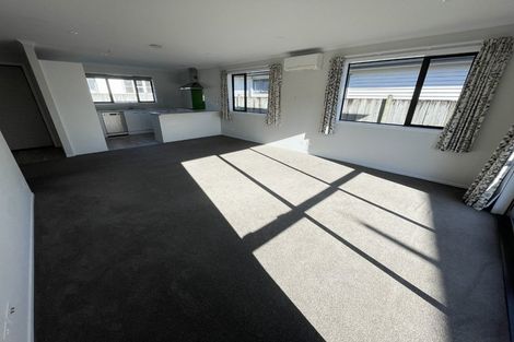 Photo of property in 165a Stokes Valley Road, Stokes Valley, Lower Hutt, 5019