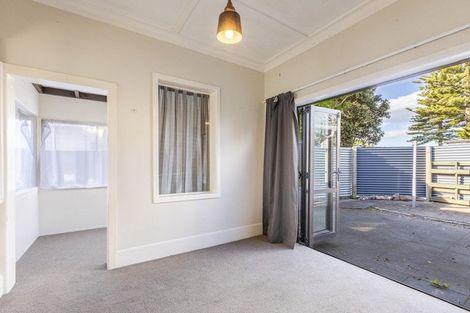 Photo of property in 30 Te Awa Avenue, Te Awa, Napier, 4110