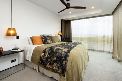 Photo of property in 193a Marine Parade, Mount Maunganui, 3116