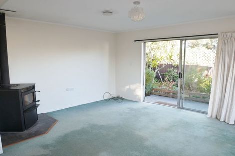Photo of property in 2/49 Chichester Street, Woolston, Christchurch, 8023