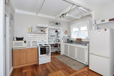 Photo of property in 20 Vera Street, Marton, 4710