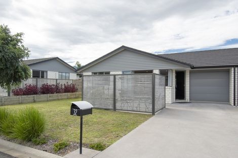 Photo of property in Waterview Estate, 32/4 Greystone Place, Omokoroa, 3114