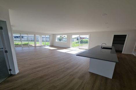 Photo of property in 17 Glen Wallace Road, Waipu, 0510