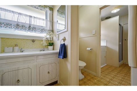 Photo of property in 8 Blossomdale Place, Bishopdale, Christchurch, 8053