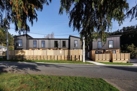 Photo of property in 2/3 Raukawa Street, Stokes Valley, Lower Hutt, 5019