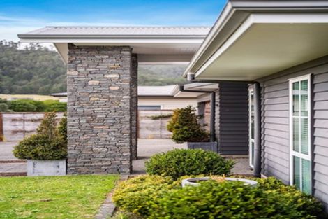 Photo of property in 129 Motu Grande, Pauanui, Hikuai, 3579