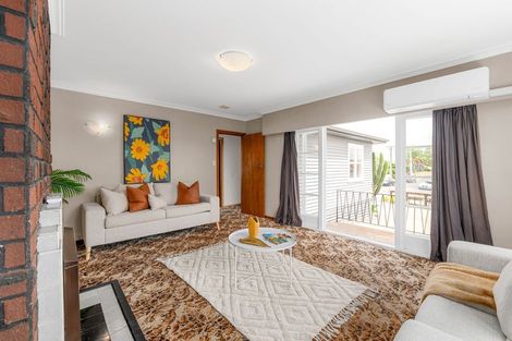 Photo of property in 39 Pollen Crescent, Melville, Hamilton, 3206