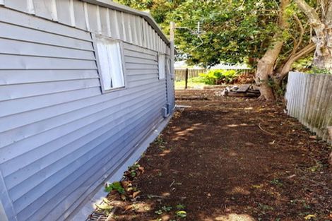 Photo of property in 37 Whitley Crescent, Otara, Auckland, 2023