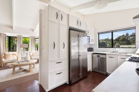 Photo of property in 38 Carlton Terrace, Westown, New Plymouth, 4310