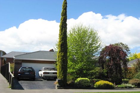 Photo of property in 14 Westburn Terrace, Burnside, Christchurch, 8041