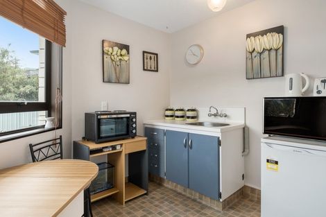 Photo of property in 6 Seaview Crescent, Picton, 7220