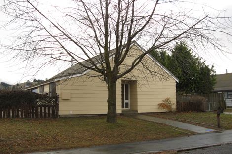 Photo of property in 16 Cornish Place, Cromwell, 9310