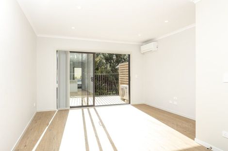 Photo of property in 2/125b Metcalfe Road, Ranui, Auckland, 0612