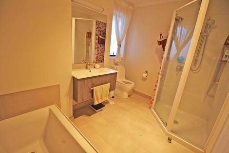 Photo of property in 84a Holland Road, Fairfield, Hamilton, 3214