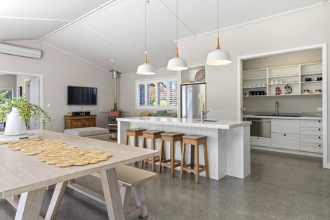 Photo of property in 146 Highland Drive, Acacia Bay, Taupo, 3385