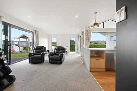 Photo of property in 5 Batten Drive, Flagstaff, Hamilton, 3210