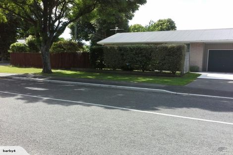 Photo of property in 2/38 Dee Street, St Albans, Christchurch, 8014
