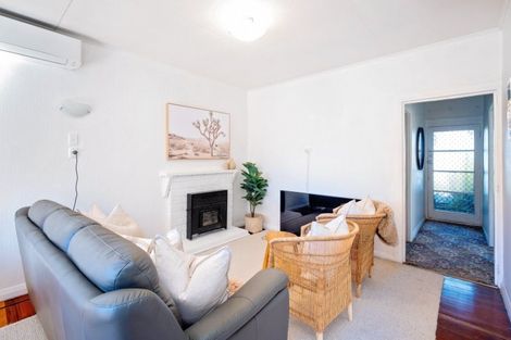 Photo of property in 80 Meeanee Quay, Westshore, Napier, 4110