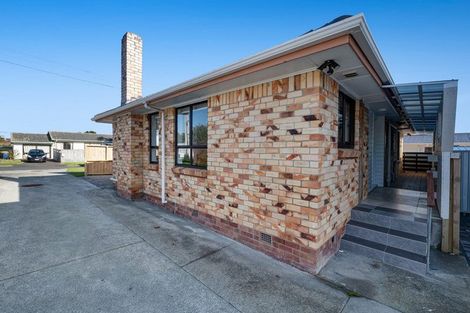 Photo of property in 25 Neal Avenue, Glenfield, Auckland, 0629