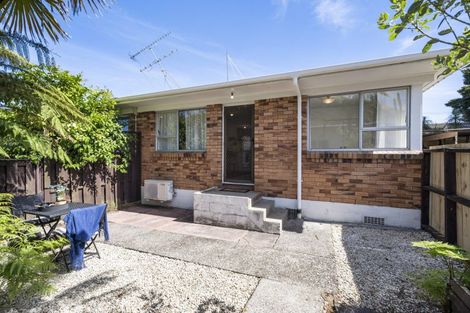 Photo of property in 1/7a Mountain Road, Mount Wellington, Auckland, 1072