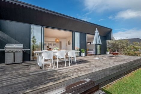 Photo of property in 6 Westwell Road, Belmont, Auckland, 0622