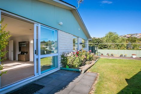 Photo of property in 99a Easther Crescent, Kew, Dunedin, 9012