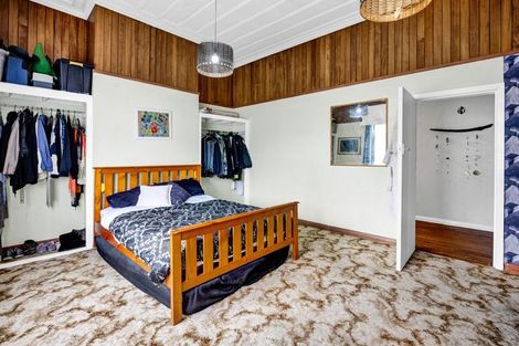 Photo of property in 77 Ngatai Street, Manaia, 4612