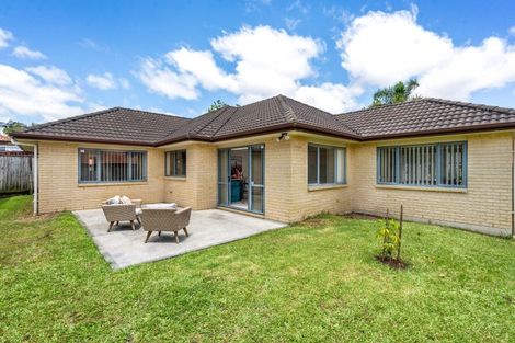 Photo of property in 8 Gilford Place, East Tamaki Heights, Auckland, 2016