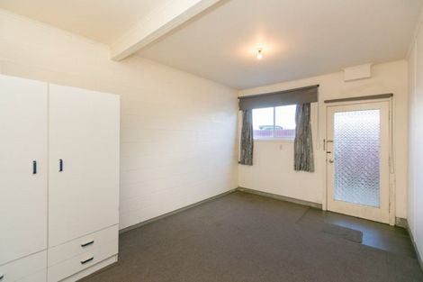 Photo of property in 323c Saint Aubyn Street, New Plymouth, 4310