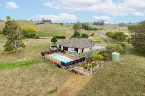 Photo of property in 240 Waotu Road, Putaruru, 3481