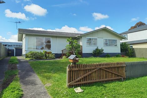 Photo of property in 22 Reelick Avenue, Pakuranga Heights, Auckland, 2010