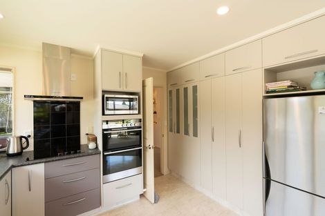 Photo of property in 12 Corfe Castle Lane, Levin, 5510