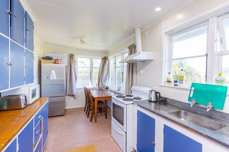 Photo of property in 15 Maire Street, Gonville, Whanganui, 4501