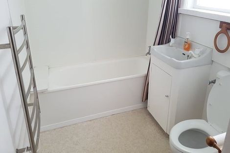 Photo of property in 11 Bell Street, Otaki, 5512