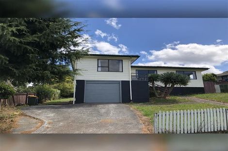 Photo of property in 19 Oreil Avenue, West Harbour, Auckland, 0618