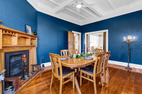 Photo of property in 68 Collins Street, Hawera, 4610