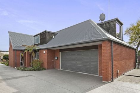 Photo of property in 22 Parkham Drive, Burnside, Christchurch, 8053