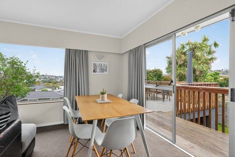 Photo of property in 27 Amorino Drive, Red Beach, 0932