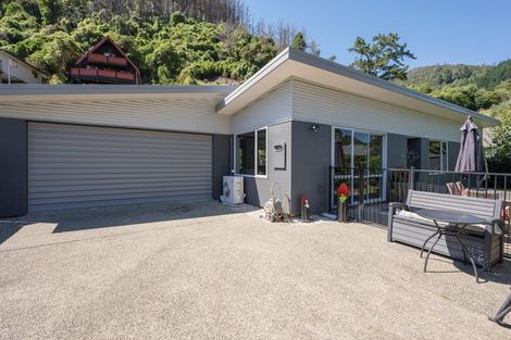Photo of property in 3 Sugar Loaf Place, The Brook, Nelson, 7010