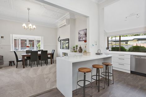 Photo of property in 173 Victoria Road, Saint Clair, Dunedin, 9012