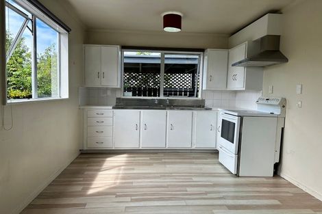 Photo of property in 2/36 Rimu Street, New Lynn, Auckland, 0600