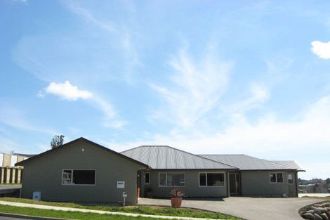 Photo of property in 71 Karamea Street, Whalers Gate, New Plymouth, 4310