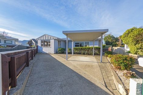 Photo of property in 24 Salisbury Avenue, Terrace End, Palmerston North, 4410