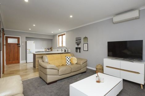 Photo of property in 14 Douglas Street, West End, Palmerston North, 4412