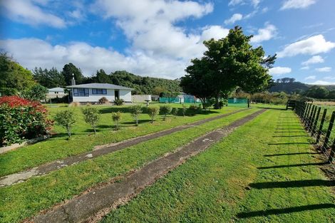 Photo of property in 30 Bridge Street, Eketahuna, 4900