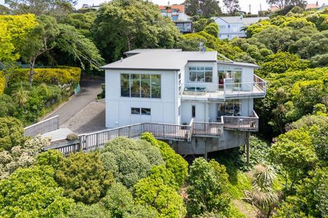 Photo of property in 77a Nicholson Road, Khandallah, Wellington, 6035