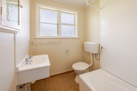Photo of property in 20 Churchill Street, Waipukurau, 4200